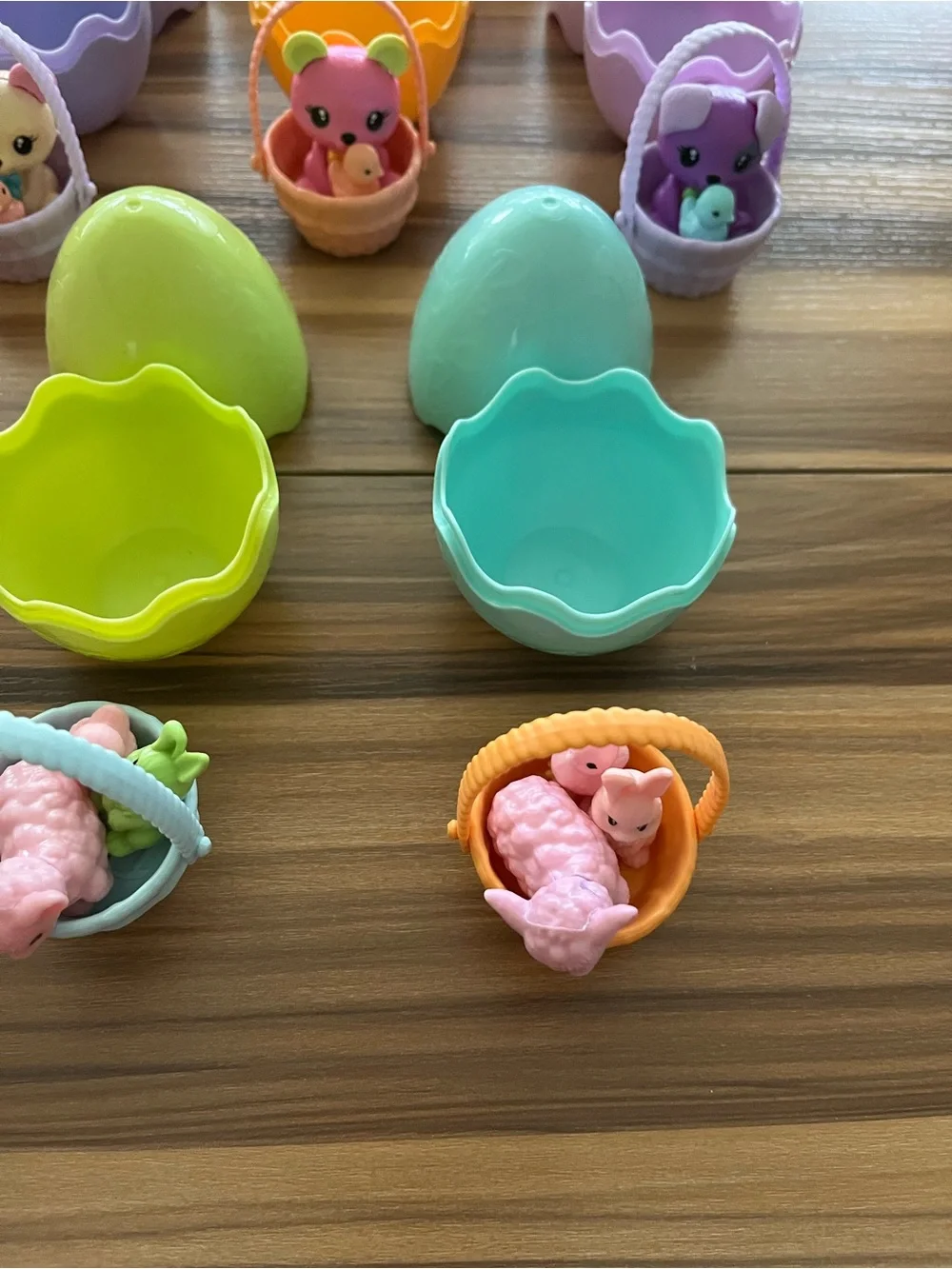 Barbie Color Reveal Easter Eggs 18 Egg Bundle